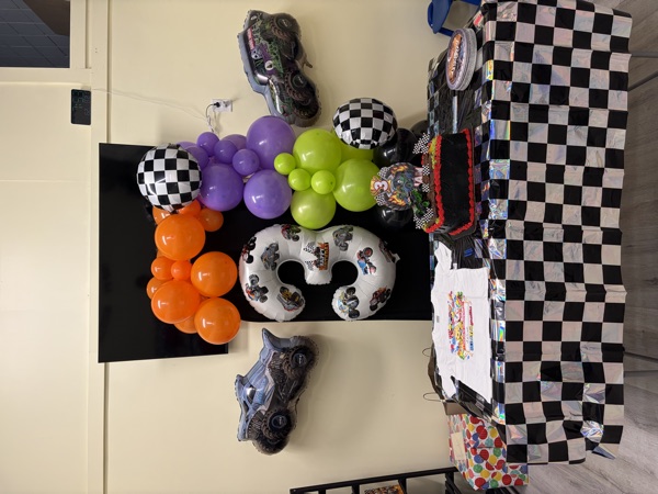 Race Track Party Table Centerpiece